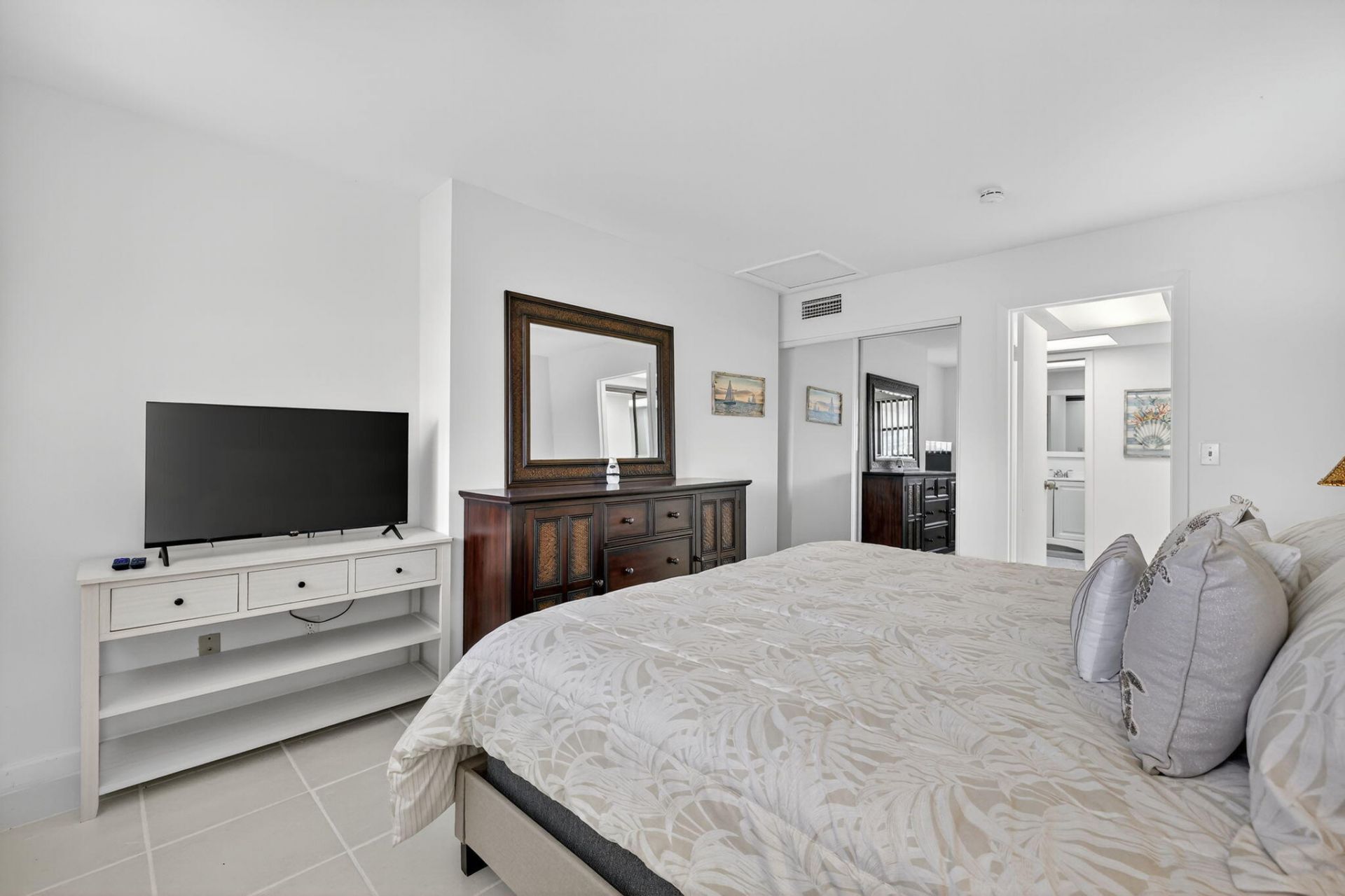 2400 E Ocean Drive, Unit V-222, Fort Pierce, FL 34949 Photo