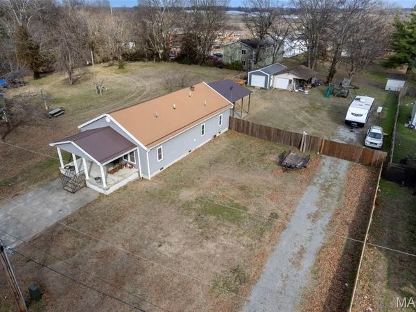 112 N 6th Street , Sikeston, MO 63801