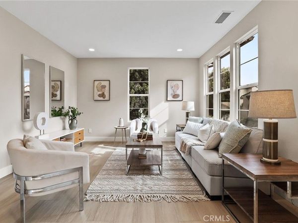 302 Tall Oak, Irvine, CA 92603