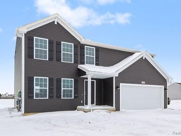 121B Hibbard Street, Manchester Vlg, MI 48158