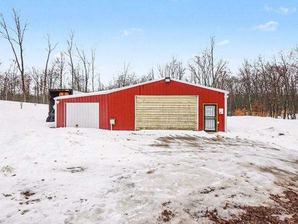 9047 Oakwood Trail E, Reed City, MI 49677