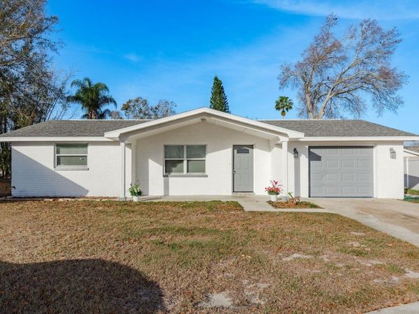 4233 BELLE ISLE COURT, NEW PORT RICHEY, FL 34653