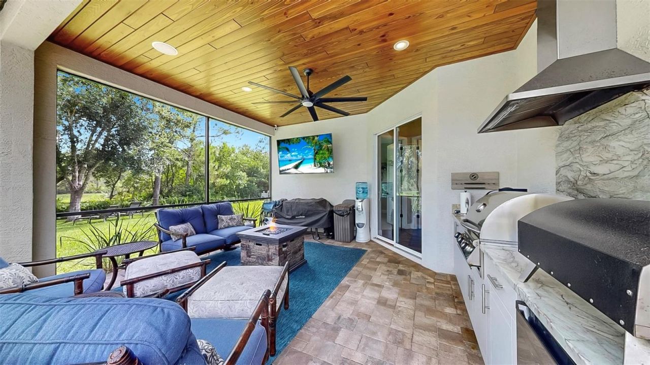 21803 Deer Pointe Crossing, Bradenton, FL 34202 Photo