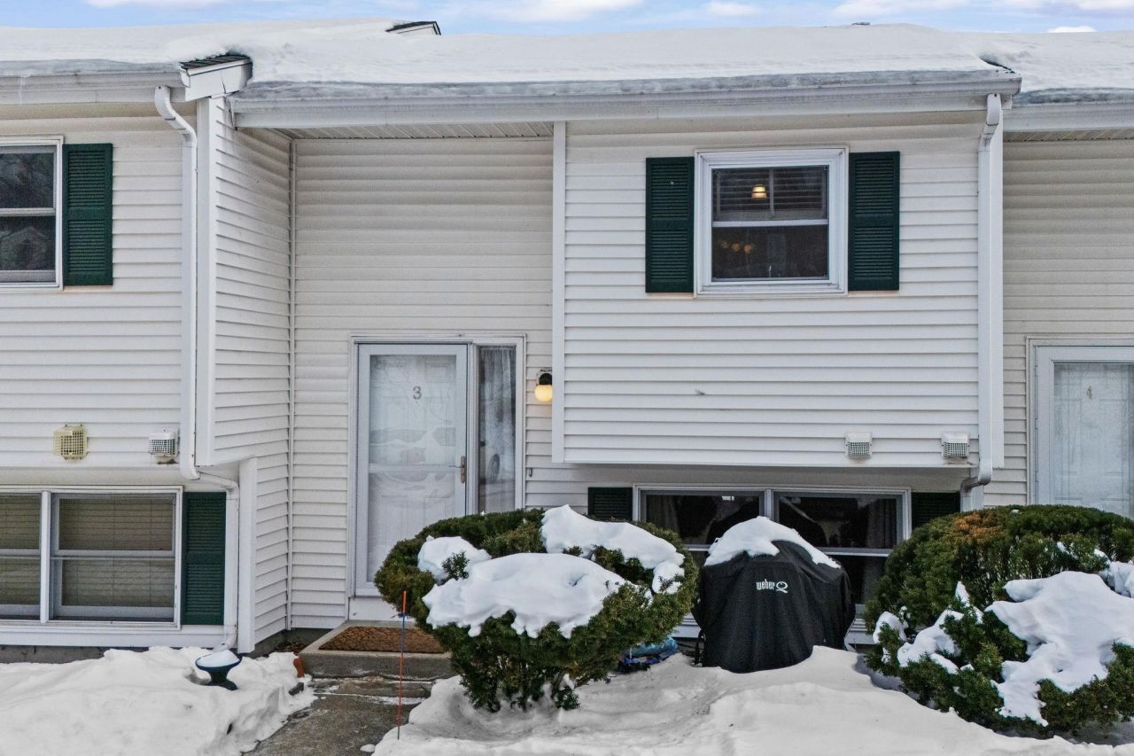 883 Mammoth Road, Unit 503, Manchester, NH 03104 Main Photo