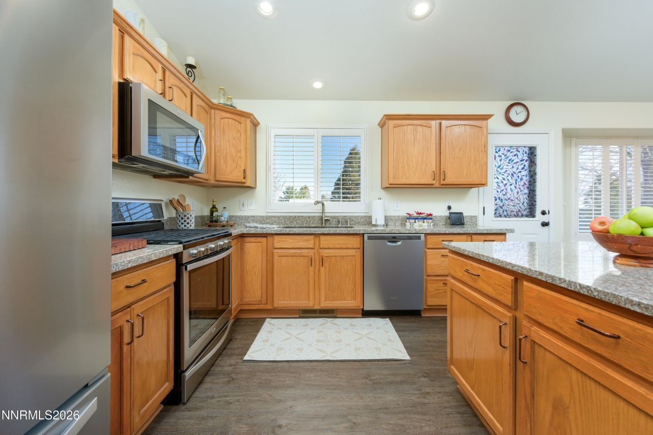 1270 Kingston Way, Gardnerville, NV 89460 Photo