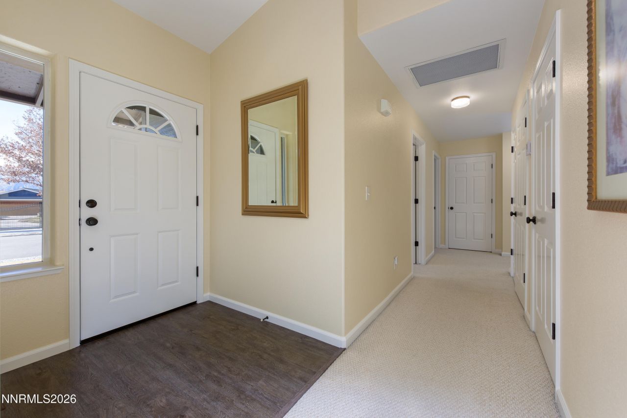 1270 Kingston Way, Gardnerville, NV 89460 Photo