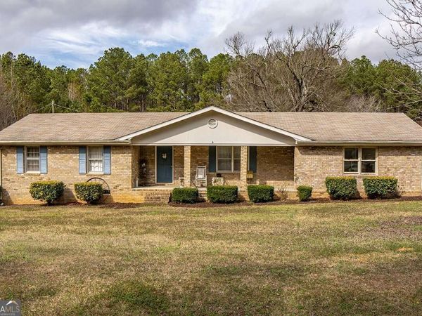 724 Earl North Road, Newnan, GA 30263