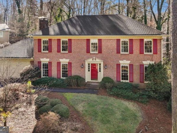 5189 Hidden Branches Circle, Dunwoody, GA 30338