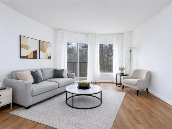 1 Biscayne Drive, Unit 304, Atlanta, GA 30309