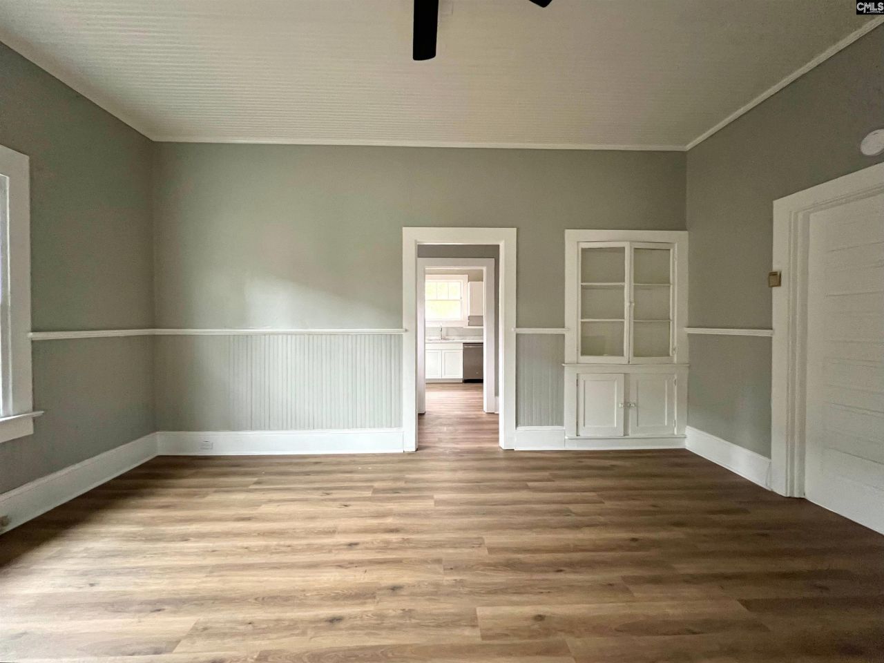 2300 Russell Street  Photo 18