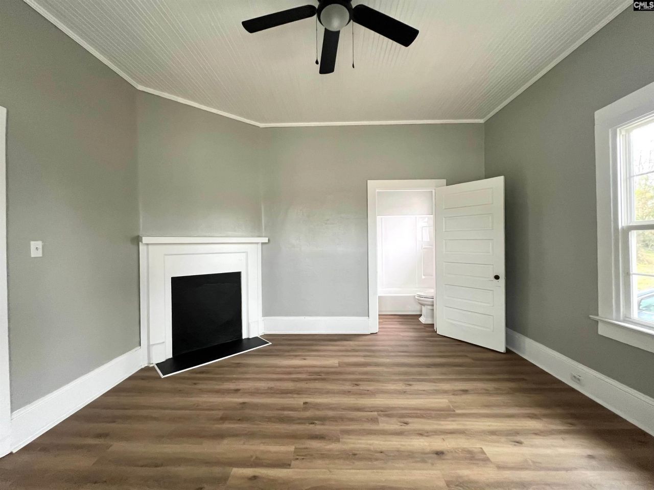 2300 Russell Street  Photo 21