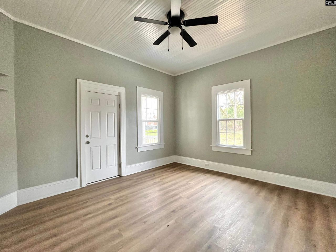 2300 Russell Street  Photo 27