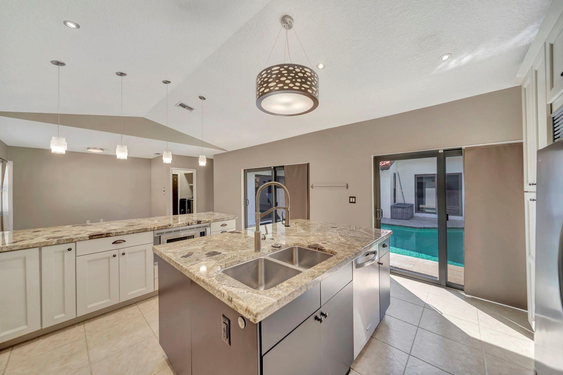 5368 NW 64 Way, Coral Springs, FL 33067 Photo