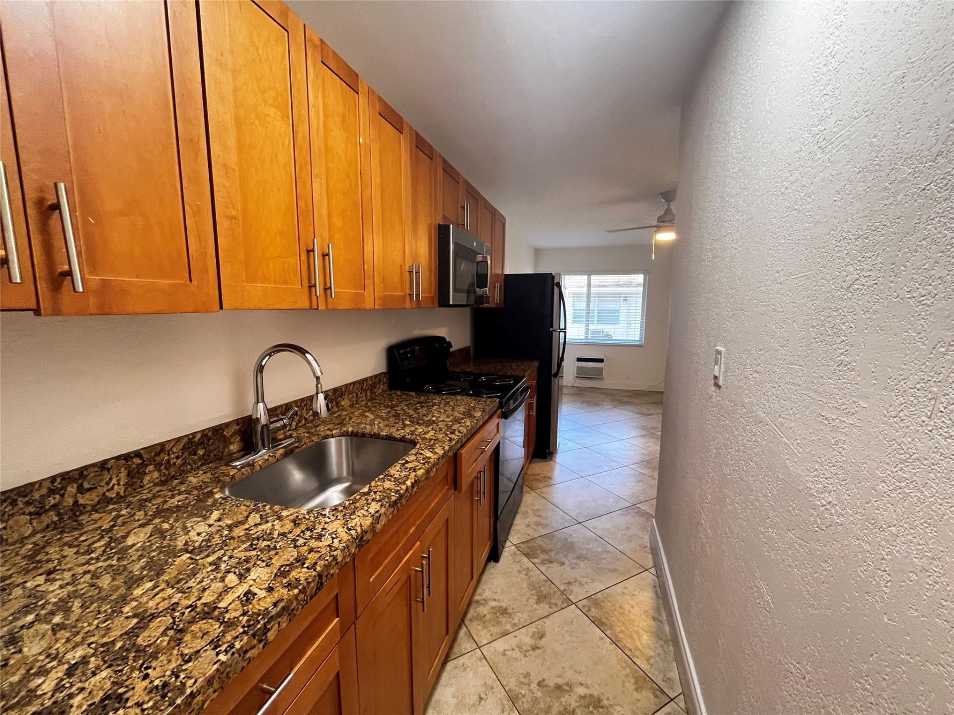 1760 SW 21st Street, Unit C, Fort Lauderdale, FL 33315 Photo