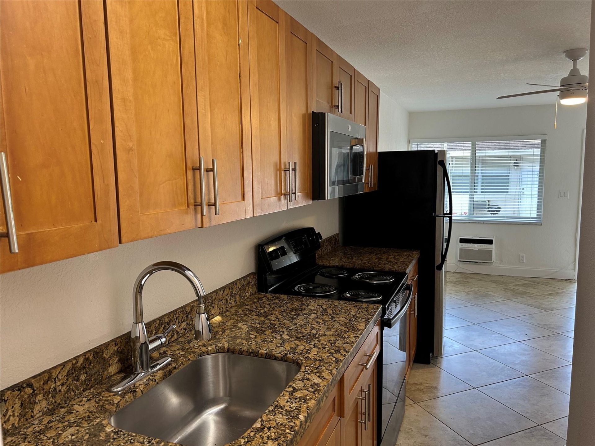 1760 SW 21st Street, Unit C, Fort Lauderdale, FL 33315 Photo