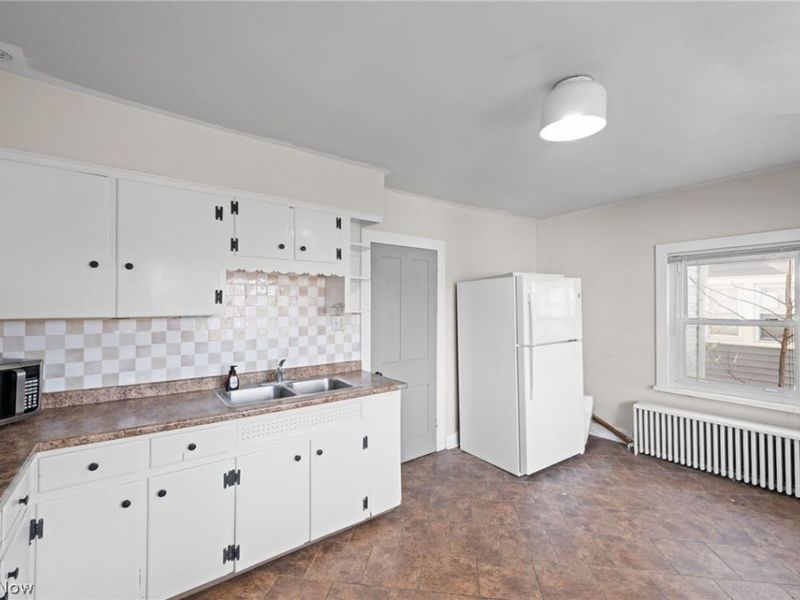 49 Monroe Street, Berea, OH 44017 Photo 10