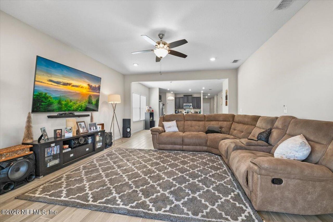 1703 Mathews Manor Drive, Jacksonville, FL 32211 Photo