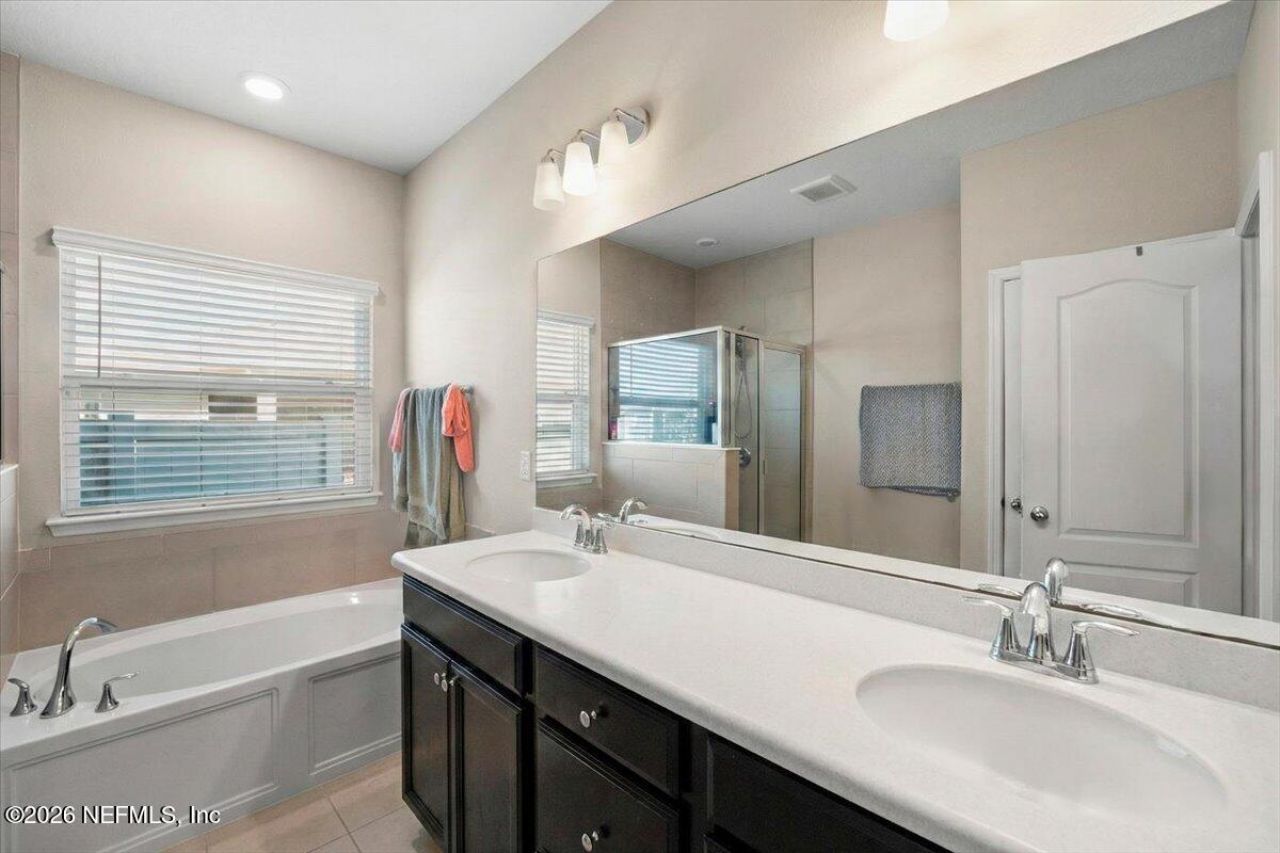 1703 Mathews Manor Drive, Jacksonville, FL 32211 Photo