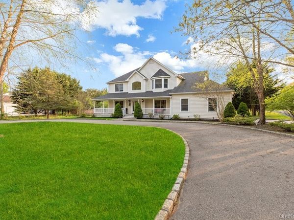 2655 Rocky Point Road, East Marion, NY 11939