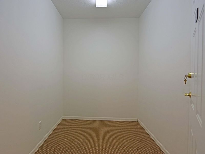 2245 Riverside Drive, Unit 309, Columbus, OH 43221 Photo 21