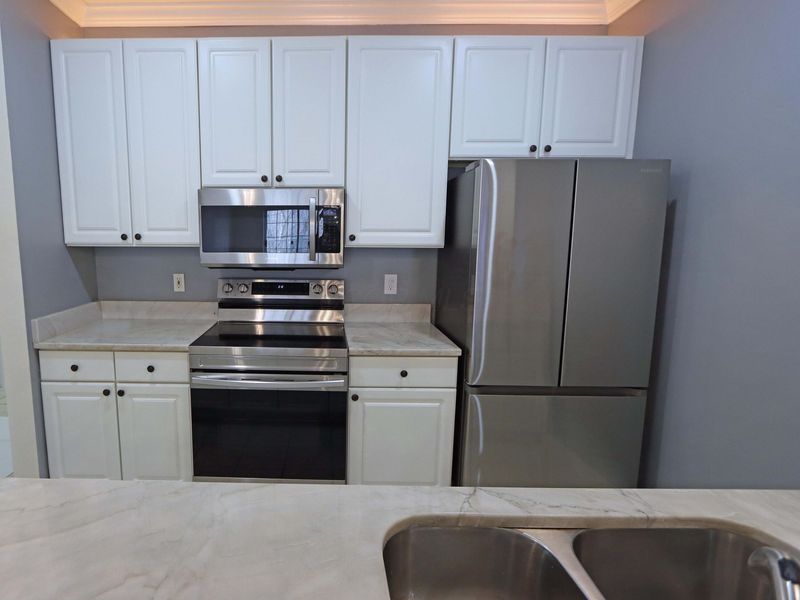 2245 Riverside Drive, Unit 309, Columbus, OH 43221 Photo 26