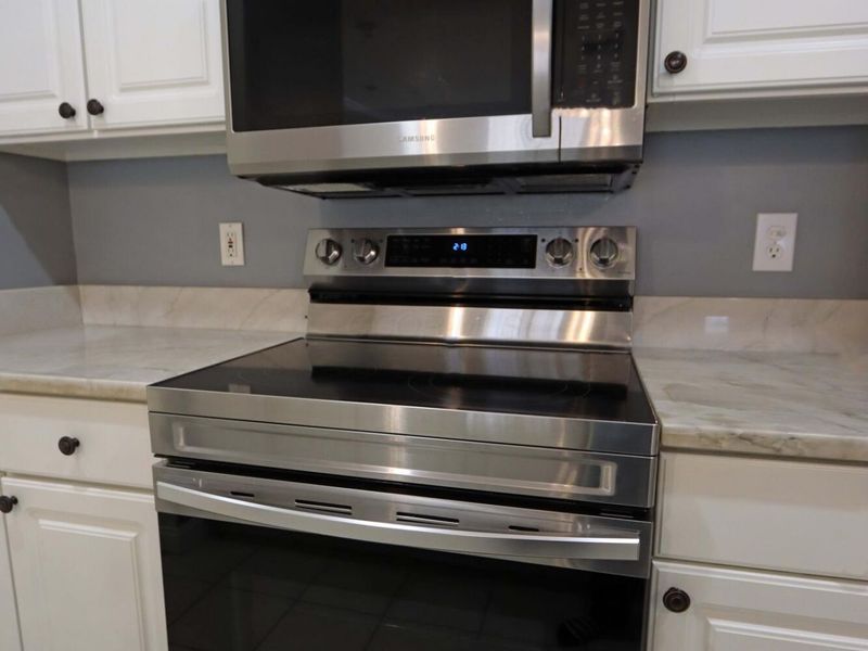 2245 Riverside Drive, Unit 309, Columbus, OH 43221 Photo 28