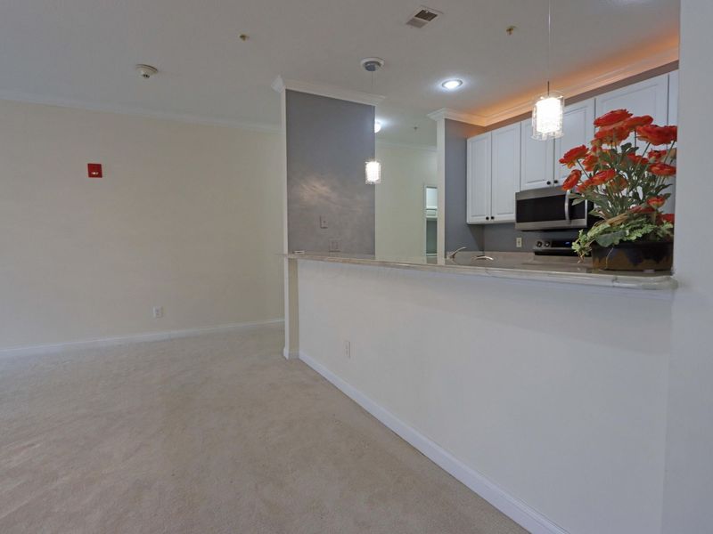 2245 Riverside Drive, Unit 309, Columbus, OH 43221 Photo 32