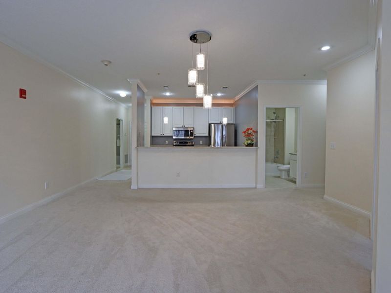 2245 Riverside Drive, Unit 309, Columbus, OH 43221 Photo 34