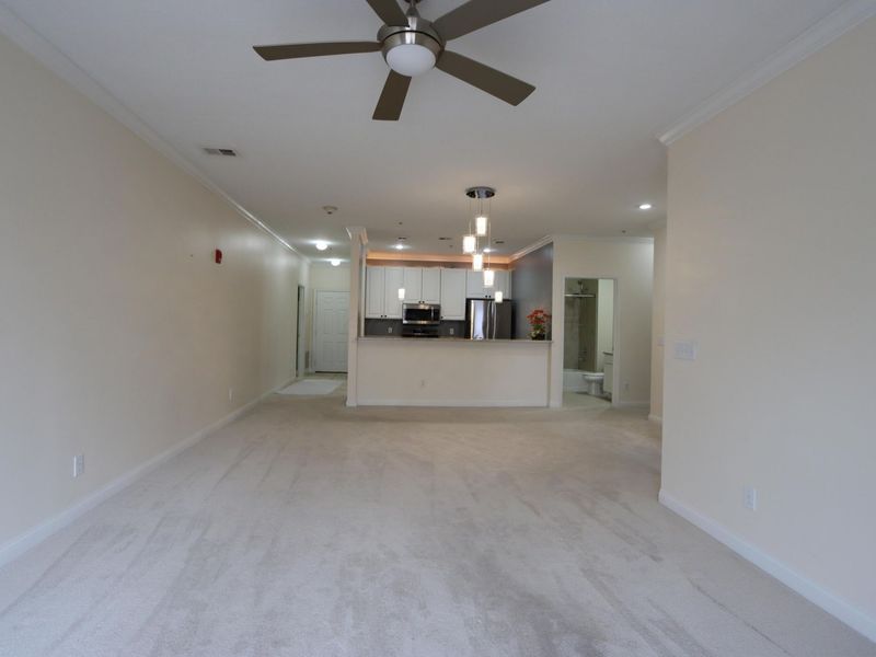 2245 Riverside Drive, Unit 309, Columbus, OH 43221 Photo 38