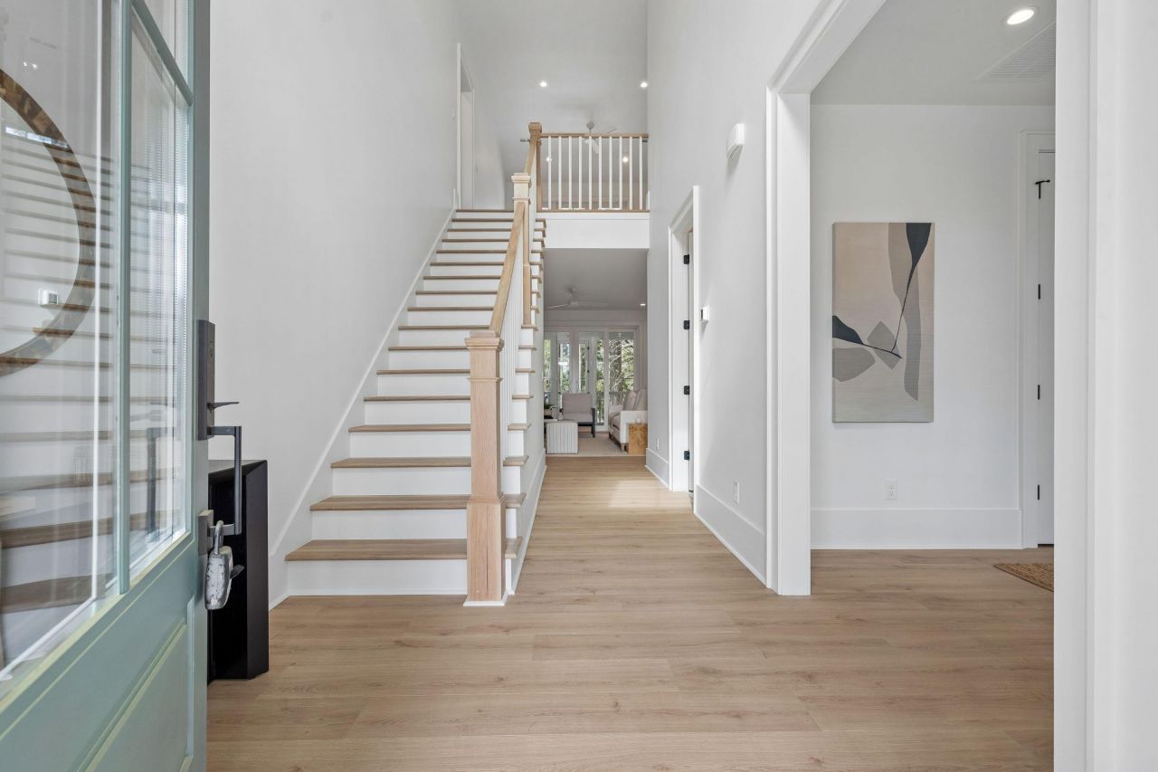 2265 Beckenham Drive Photo 11