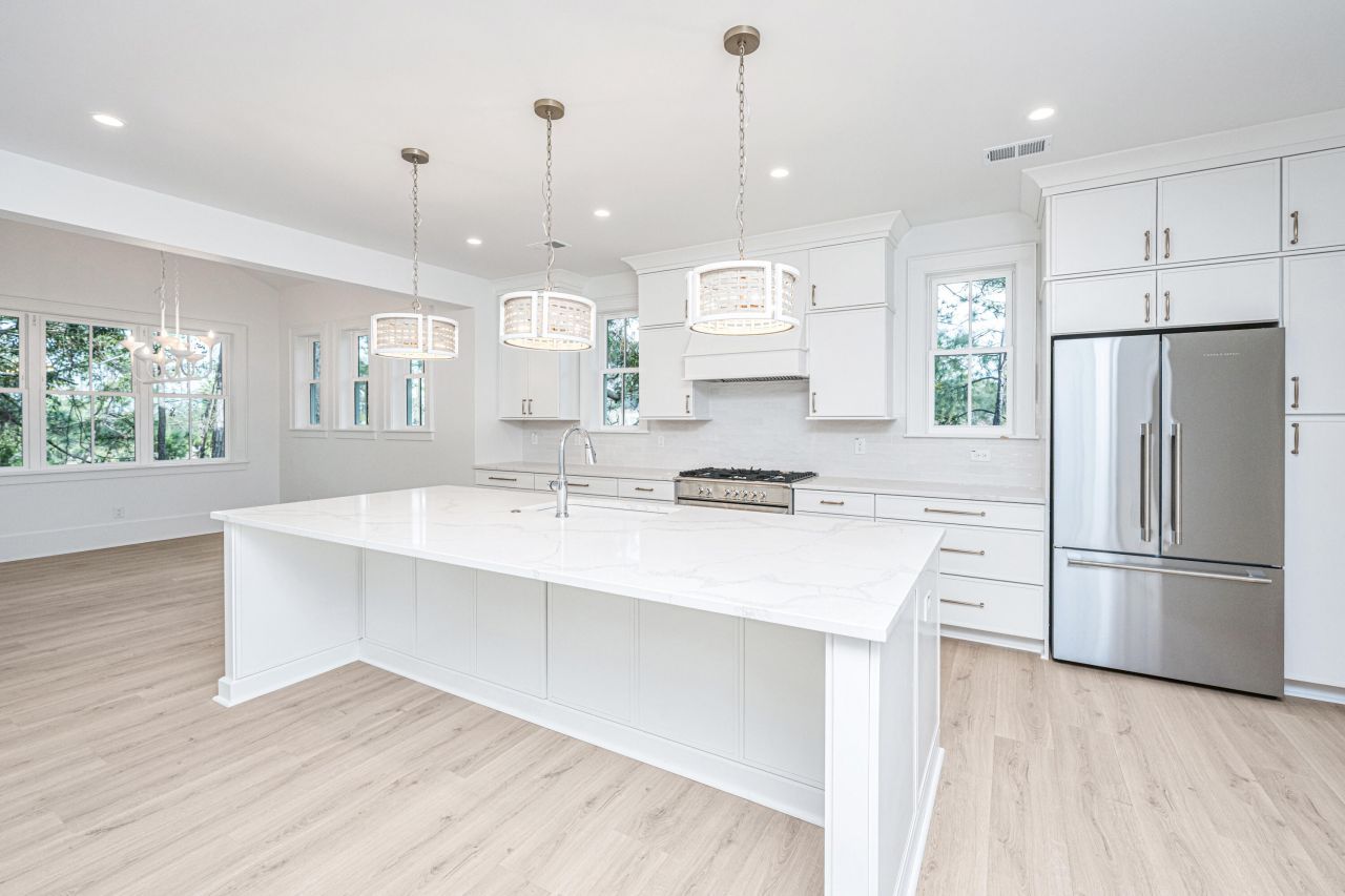 2265 Beckenham Drive Photo 11