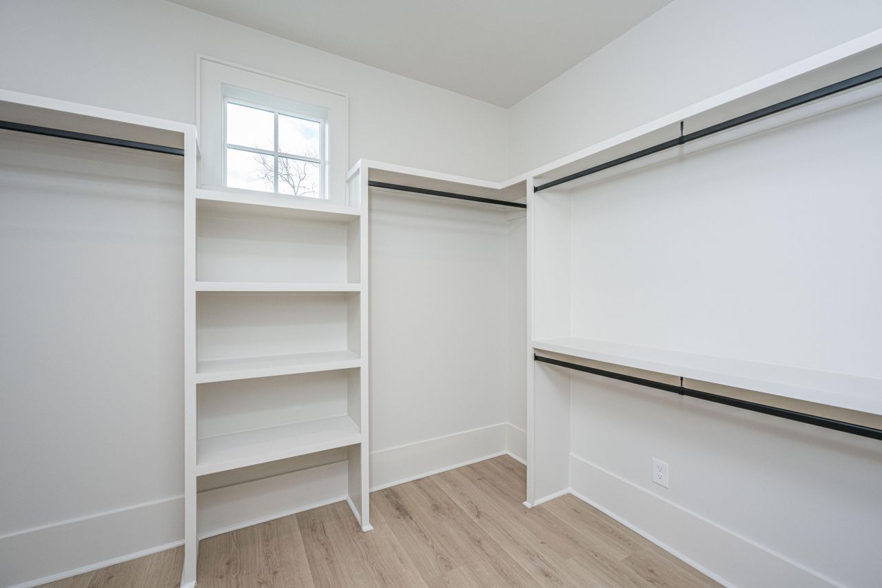 2265 Beckenham Drive Photo 19