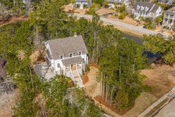 2265 Beckenham Drive photo 4