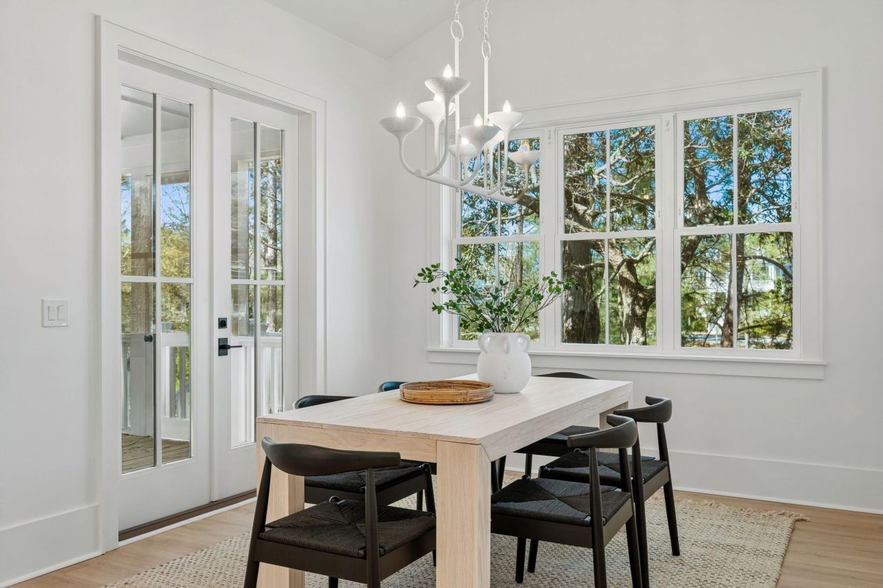 2265 Beckenham Drive Photo 23