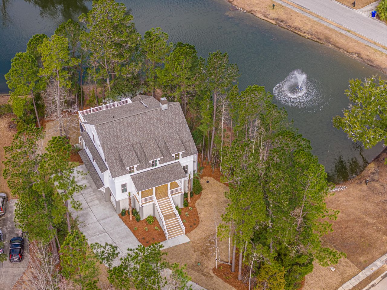 2265 Beckenham Drive Photo 24