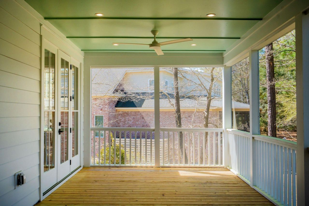 2265 Beckenham Drive Photo 25