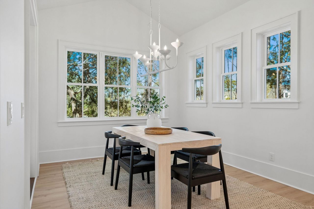 2265 Beckenham Drive Photo 27