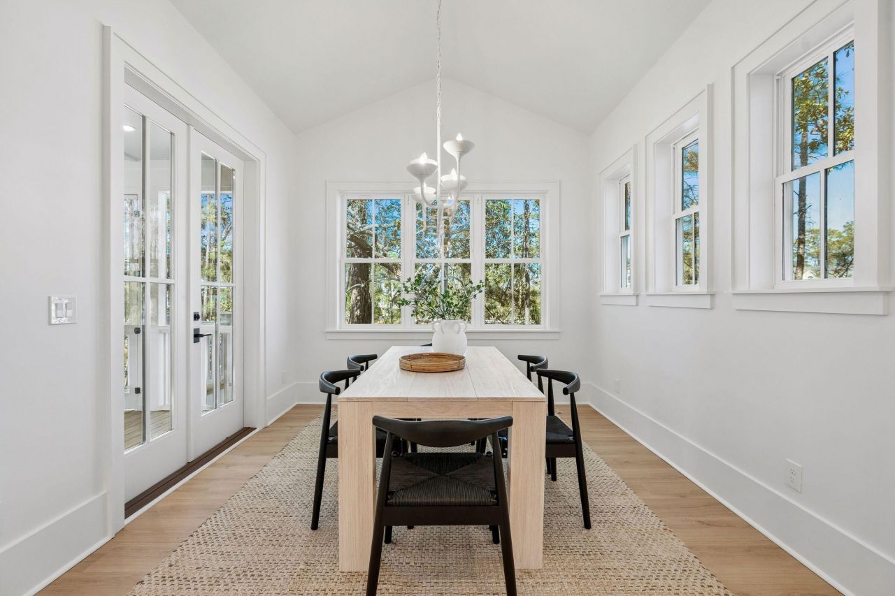 2265 Beckenham Drive Photo 28