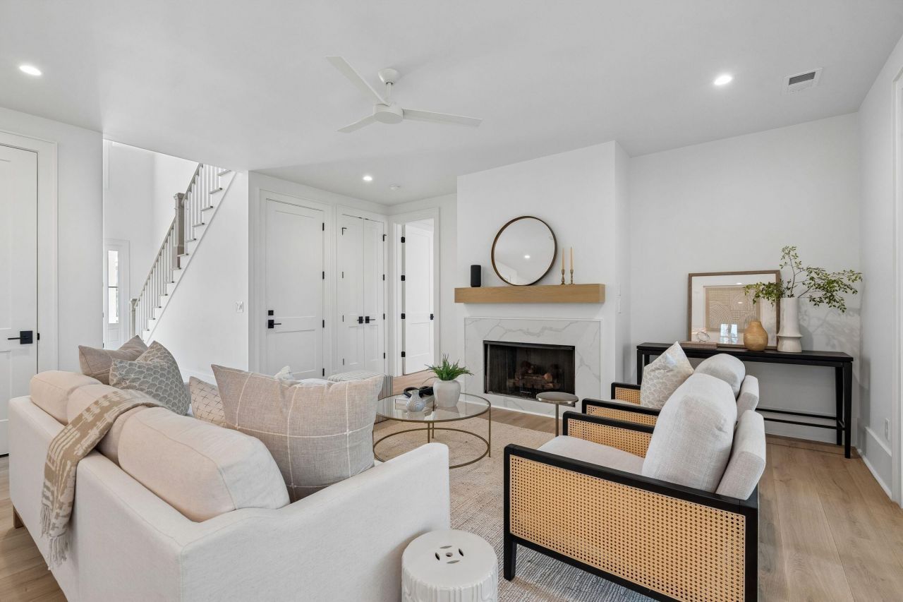 2265 Beckenham Drive Photo 29