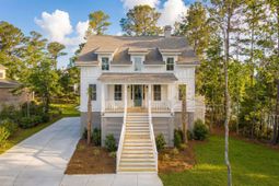 2265 Beckenham Drive photo 4