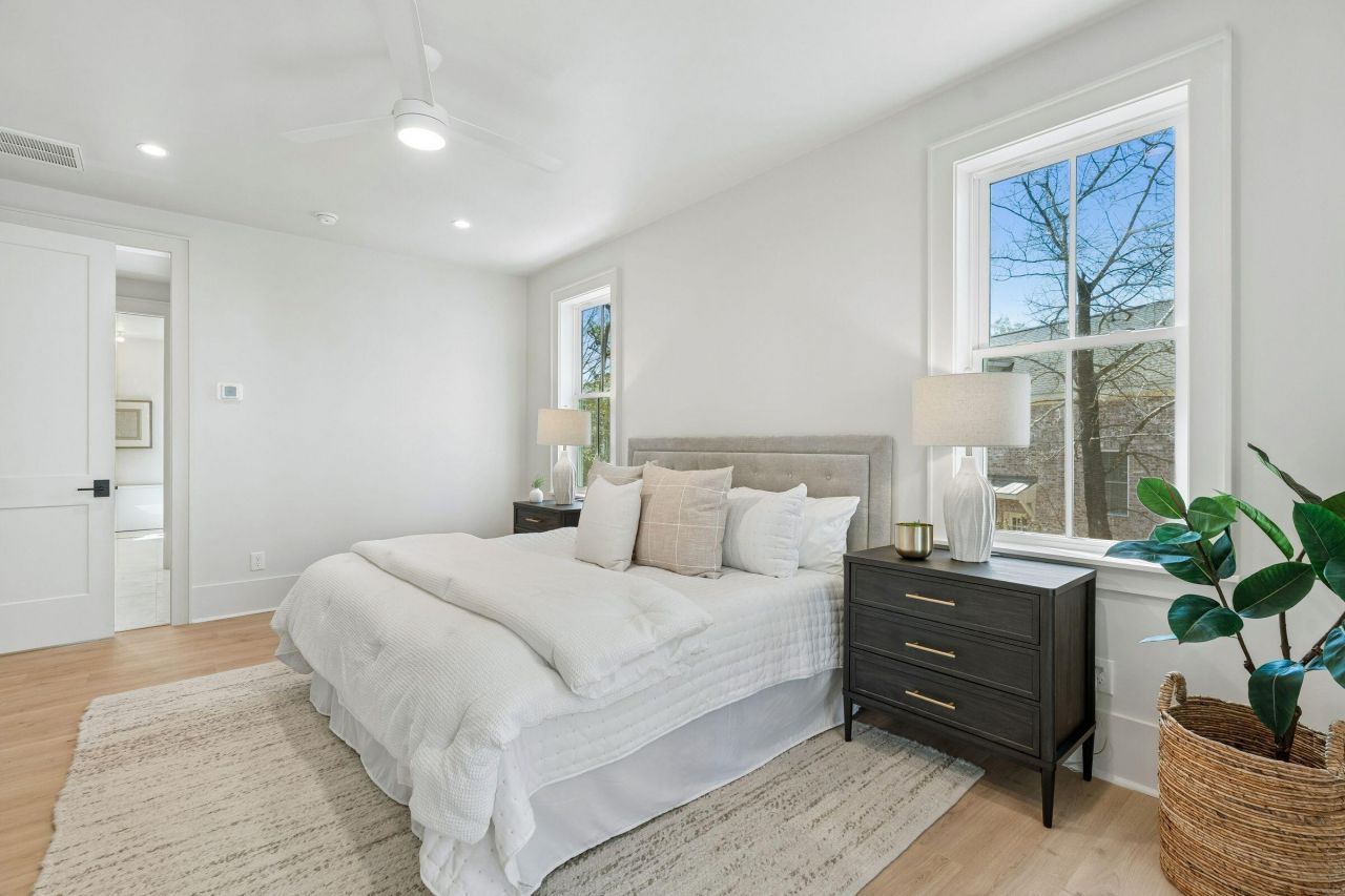 2265 Beckenham Drive Photo 38