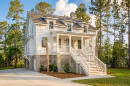 2265 Beckenham Drive photo 4