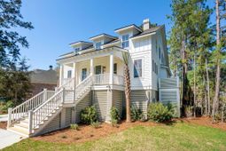 2265 Beckenham Drive photo 4