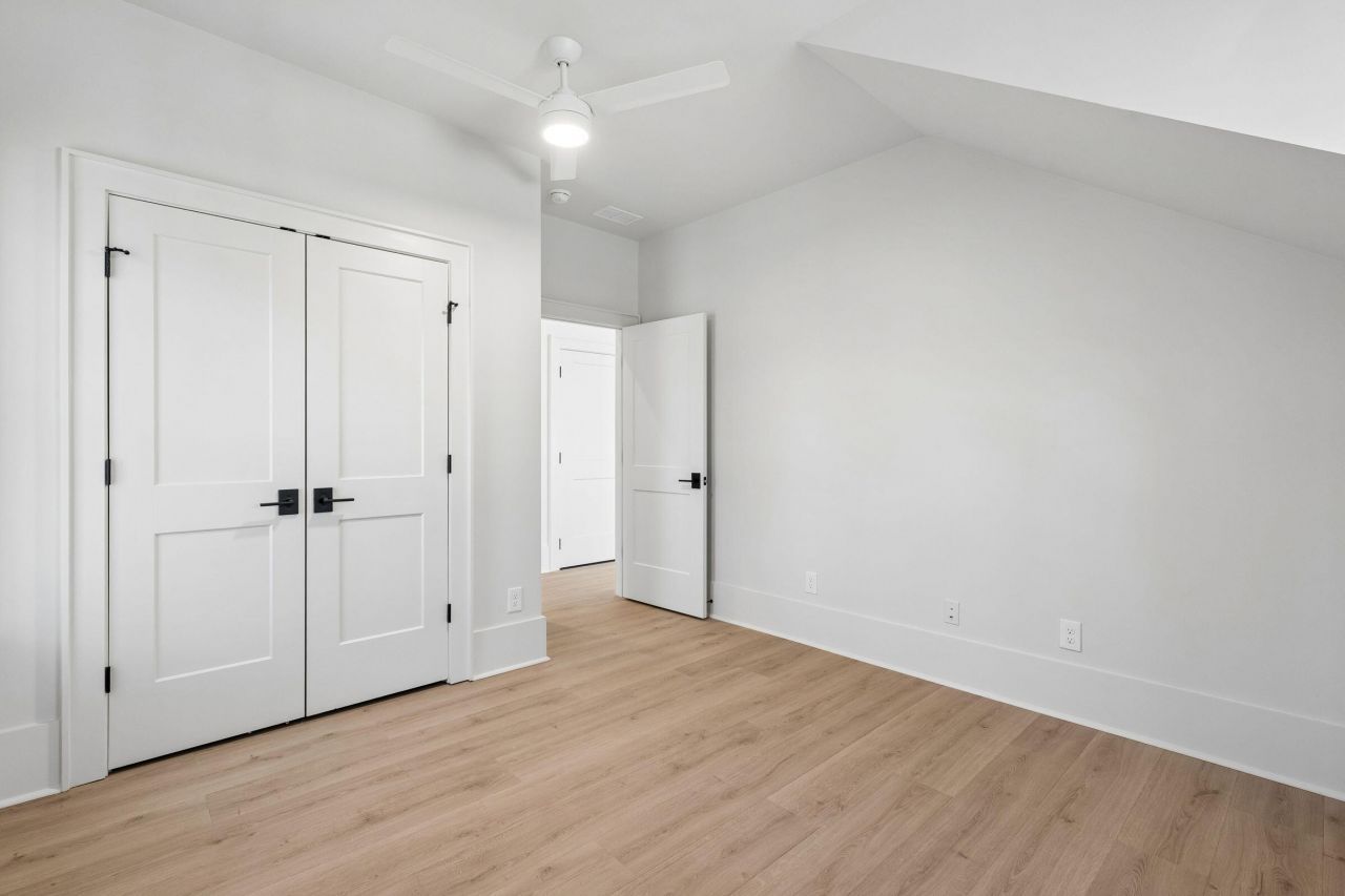 2265 Beckenham Drive Photo 56