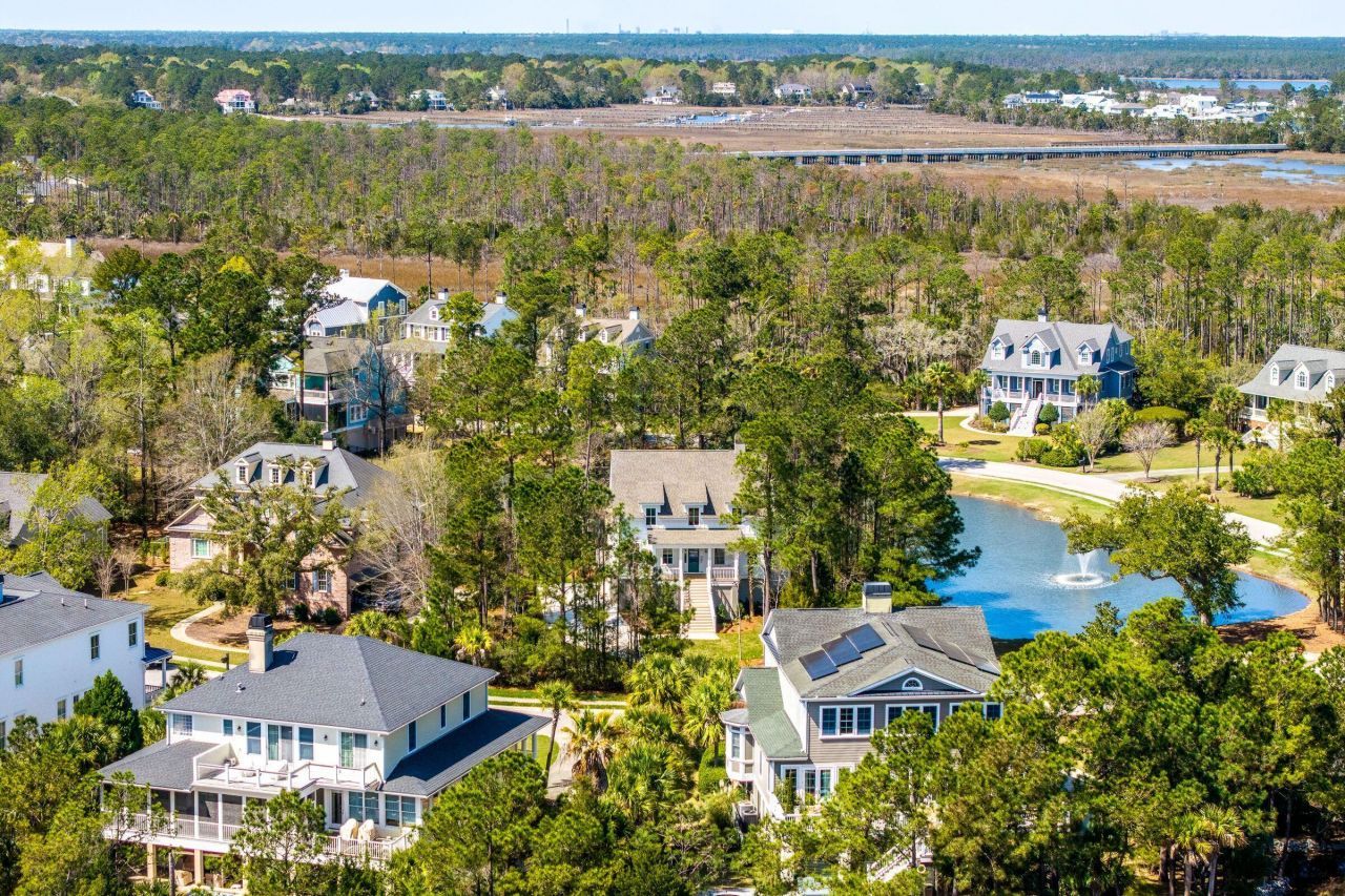 2265 Beckenham Drive Photo 79