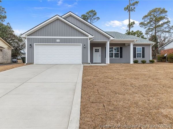 525 Deerpath Drive, Fayetteville, NC 28311