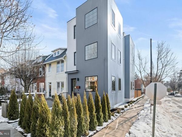 3554 T STREET NW, WASHINGTON, DC 20007