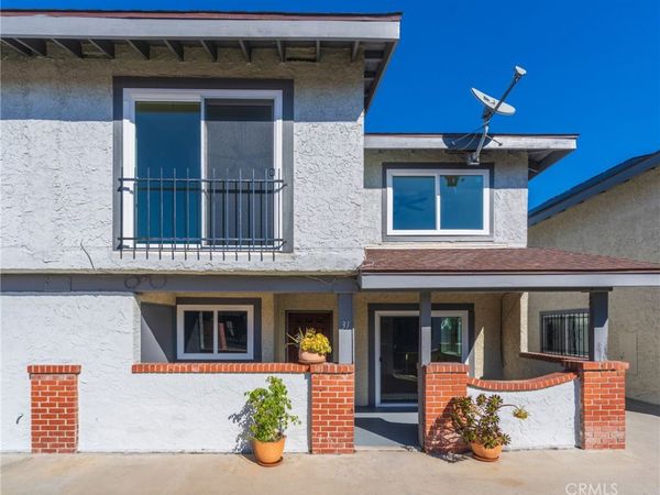 1239 W Rosecrans, Unit 31, Gardena, CA 90247