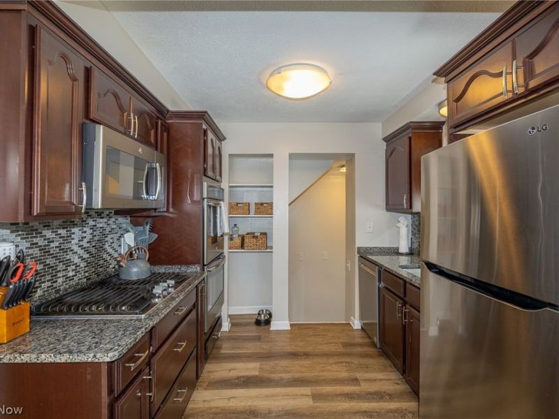 3763 Salisbury Road, Cleveland, OH 44121 Photo 33