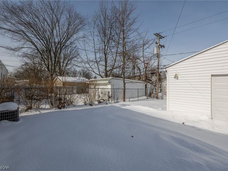 3763 Salisbury Road, Cleveland, OH 44121 Photo 45